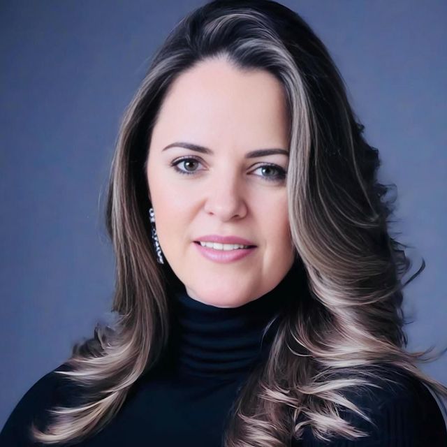 Kharine Mazóchio, Psicopedagogo Simões Filho