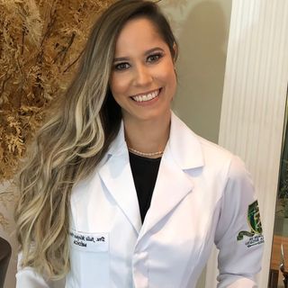 Julia  Marques Veríssimo Silva , Cardiologista Itumbiara