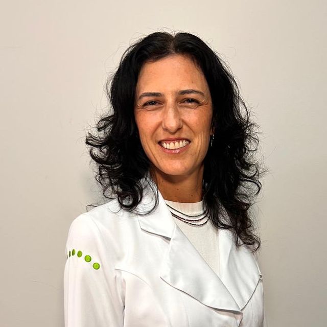 Patricia Lemos Carraro, Oftalmologista Uberaba