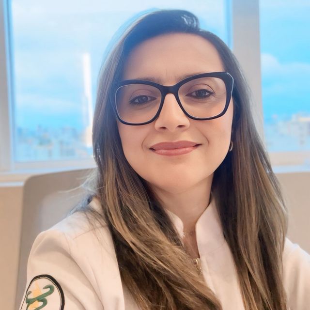 Ana Luiza Quadros, Fisioterapeuta Porto Alegre