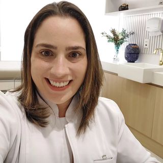 Dra. Amanda de Mattos Sabato