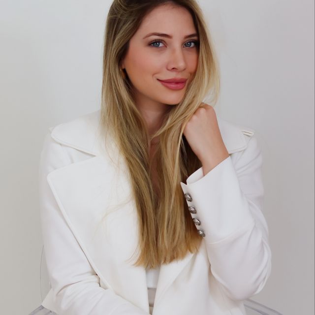 Gabriela Basile, Dentista Araraquara