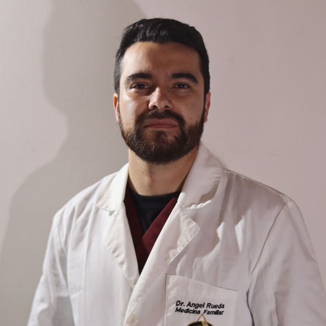 Luis Angel Rueda Cuervo, Especialista en Medicina Familiar Bogotá