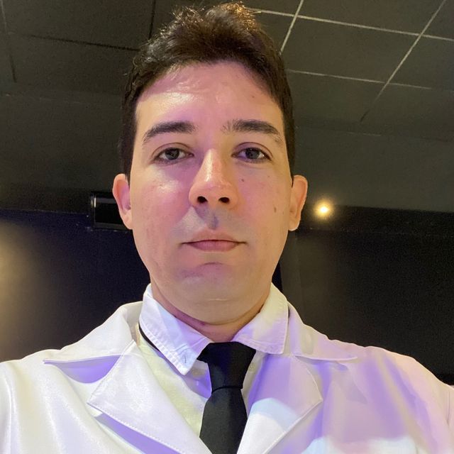 Afif Rieth Nery Aguiar ., Médico clínico geral Teresina