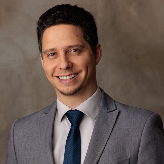 Rodrigo da Silveira Vasconcelos, Reumatologista Curitiba