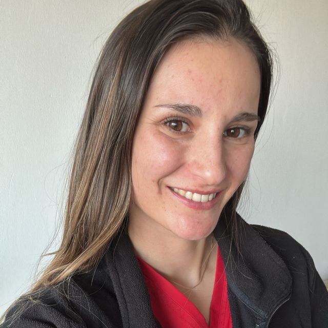 Macarena Gómez Cañas, Matrona Santiago