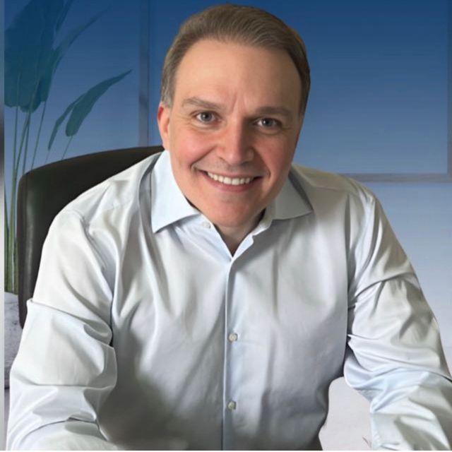 Ronaldo de Almeida Sesconetto , Urologista Rio Verde