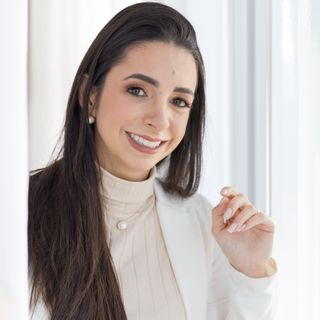 Dra. Karoline Peixoto