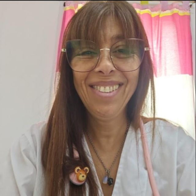Alejandra Cerchiara, Médico general y familiar Adrogué