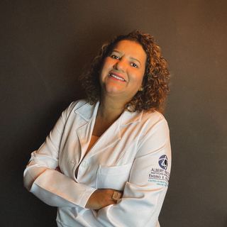 Tânia Cristina  De Sousa Machado , Especialista em Dor Goiânia