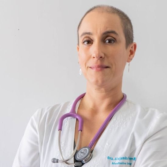 Alejandra Ferrera Buchholz, Internista Concepción
