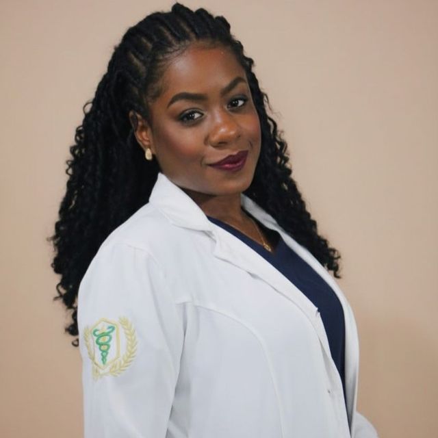 Isabela  Avelino da Cunha, Fisioterapeuta Nova Iguaçu