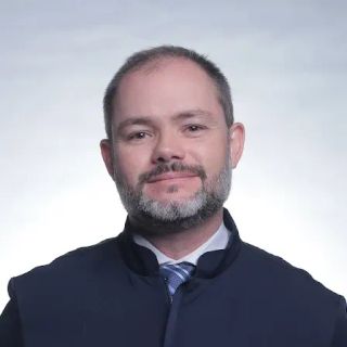 Dr. Flávio Pereira Machado