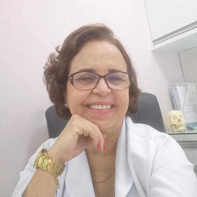 Rosane Rosa Pereira, Médico clínico geral São Gonçalo