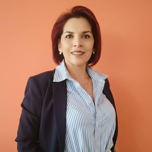 Maria Emilia Pinto Florian, Psicólogo Lima