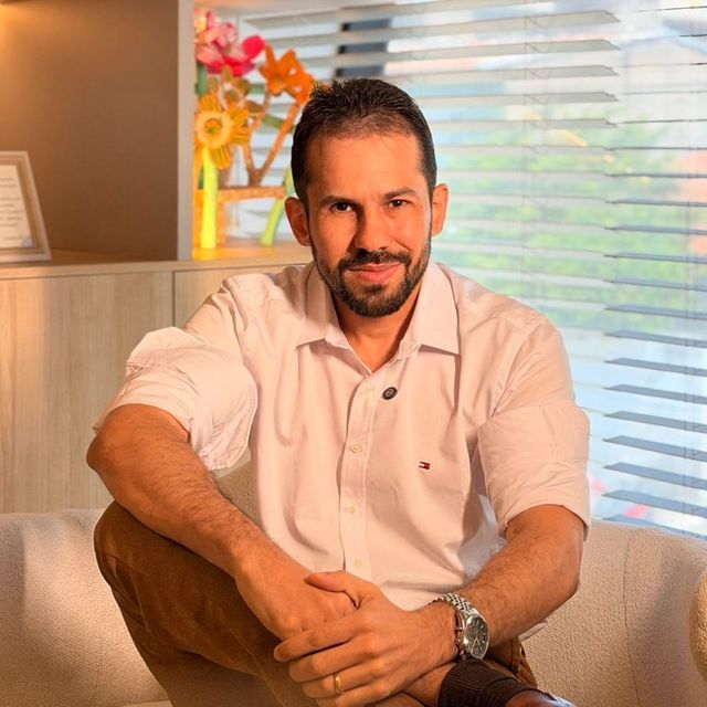 DARLAN   Benèvides , Neurologista Maceió