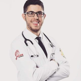 Dr. Caio Montefusco