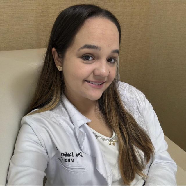 Isadora Calaça, Médico clínico geral Campinorte