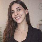 Dra. Isabella Silva Ferreira