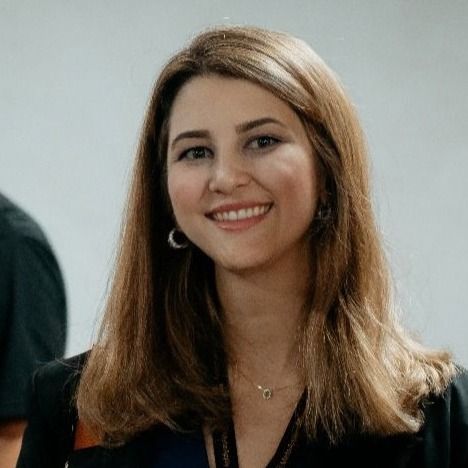 Laura Piva, Psicólogo Curitiba