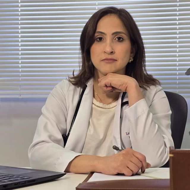 Luciana de Carvalho Pereira Klisys, Nefrologista Indaiatuba