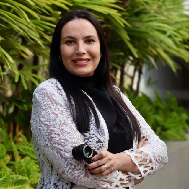 Cynthia Mairink, Dermatologista São João del Rei