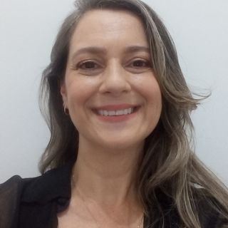 Ampliar imagem: Regiane Larréa Pereira de Carvalho, Psicólogo Porto Alegre