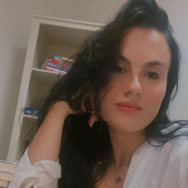 Maria  Peretti , Psicólogo Jaú