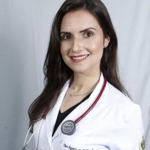 Patricia  Gomes Di Napoli, Pediatra Santos