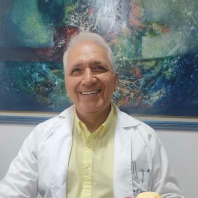 Luis Enrique Vasquez Lobo, Médico general Bucaramanga