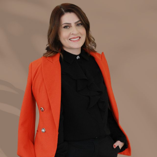 Daniela  Coluce , Dentista São Paulo