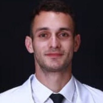 Ryan Oliveira, Médico clínico geral Niterói