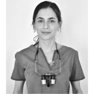 Julia Morel Puigrredon, Odontólogo San Nicolás