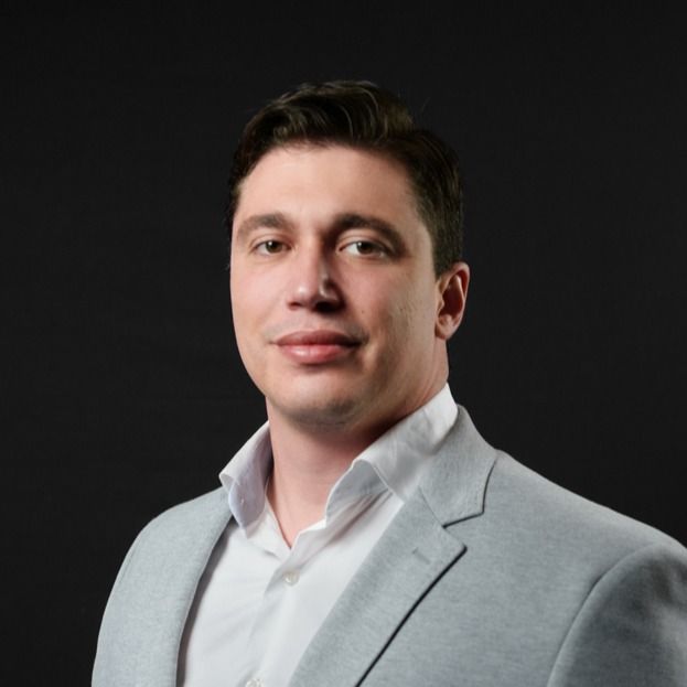 Leonardo Raio Volpato, Médico clínico geral Curitiba