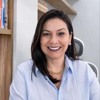Gislaine Lobo, Psicólogo Curitiba