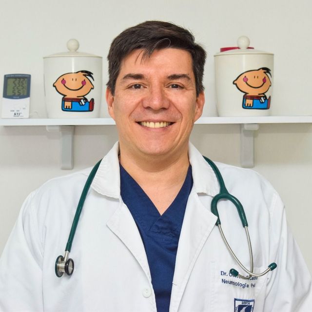 Carlos Alberto Camacho Gómez, Pediatra Ibagué