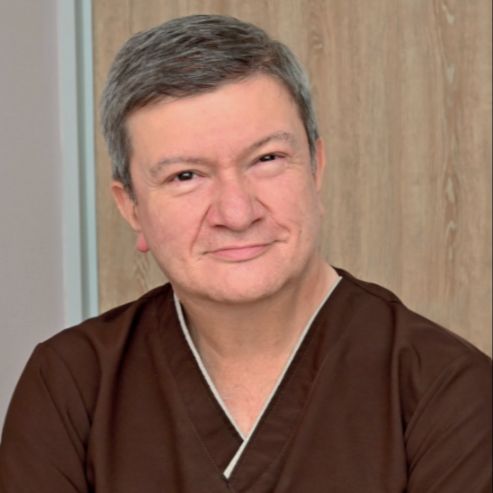 Antonio Javier Cadavid Velez, Gastroenterólogo Pereira