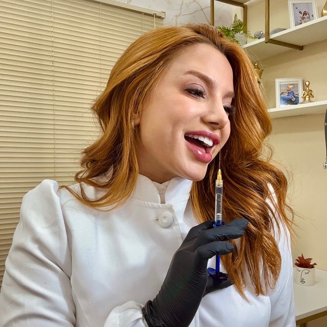 Caroline Monteiro, Dentista Macapá