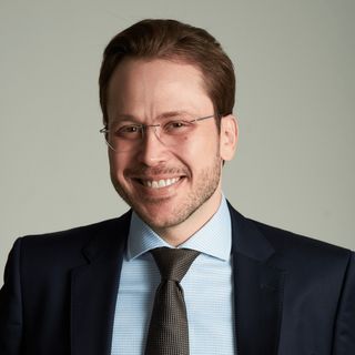 Ciro Vinícius Rezende dos Reis, Cirurgião cardiovascular Goiânia