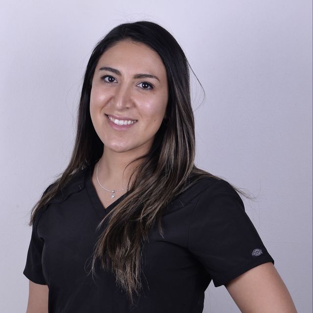 Valentina Javiera Chávez Rojas, Cirujano maxilofacial Cauquenes