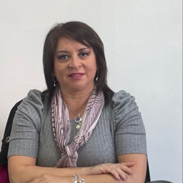 Loreto Flandez, Psicólogo 