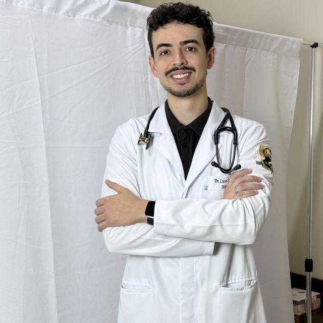 Lucas Camargos Silva Felix, Médico clínico geral Belo Horizonte
