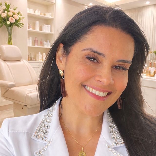 Elaine Souza, Terapeuta complementar Barueri