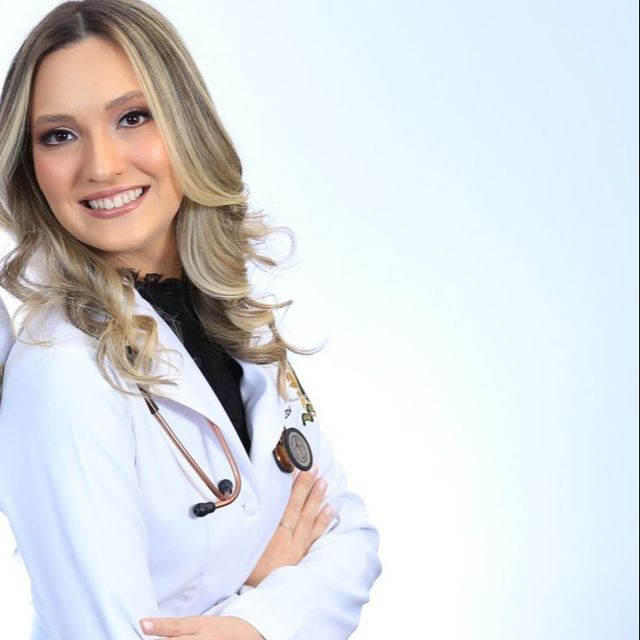 Camila  Viana Sales, Oftalmologista São Paulo