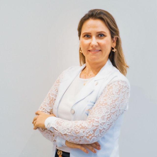 Adriana  Neme Nogueira Ramos, Fisioterapeuta Uberlândia