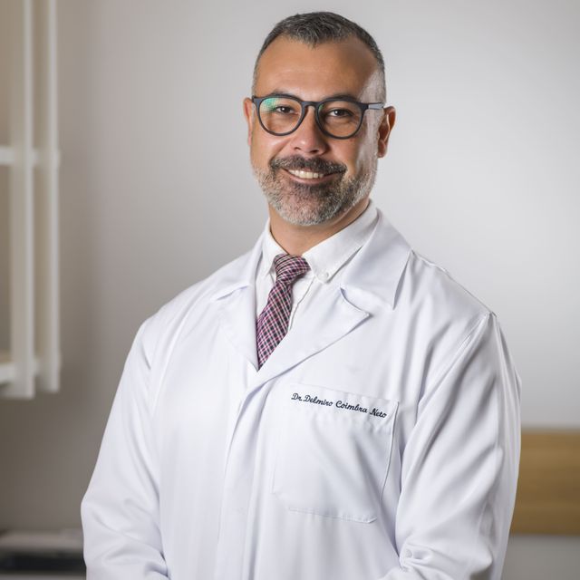 Delmiro Coimbra Neto ., Ortopedista - Traumatologista Vitória