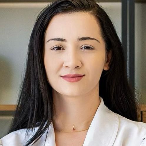 Alice  Kempfer Menon, Fisioterapeuta Sorriso