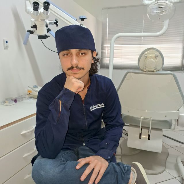 Marlon Blandon Monteiro, Dentista Goiânia