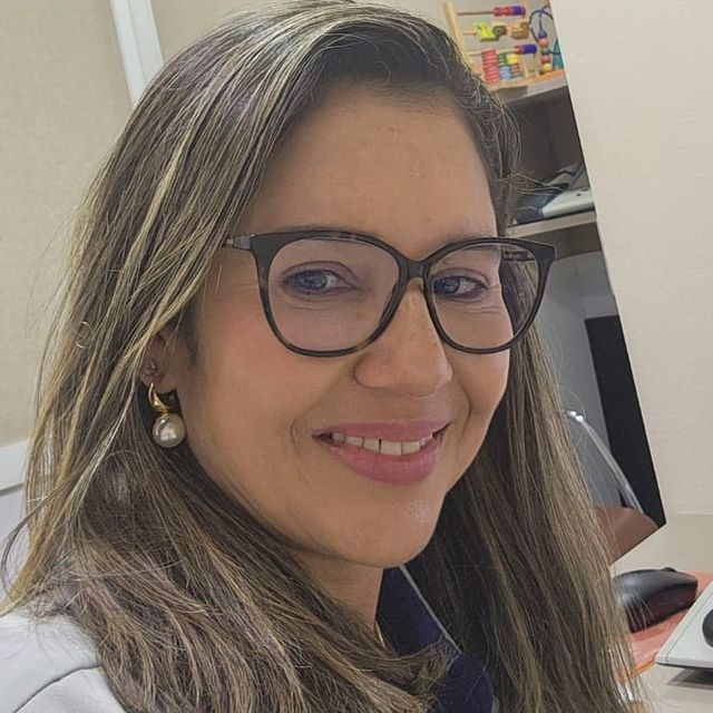Lidiane Isabel Barsante Pereira ., Fonoaudiólogo Vitória