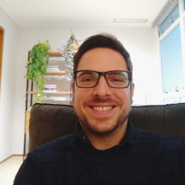 Luis Roberto Knapik, Psicólogo Curitiba